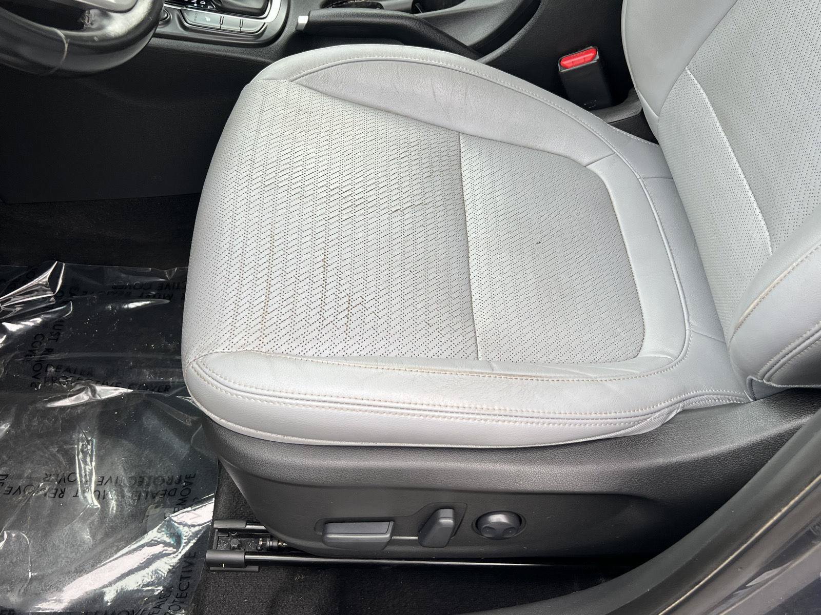 Used 2021 Hyundai Kona Limited AWD/4WD image 31