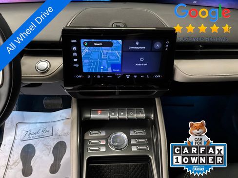 Used 2025 Lincoln Nautilus Premier AWD/4WD image 23