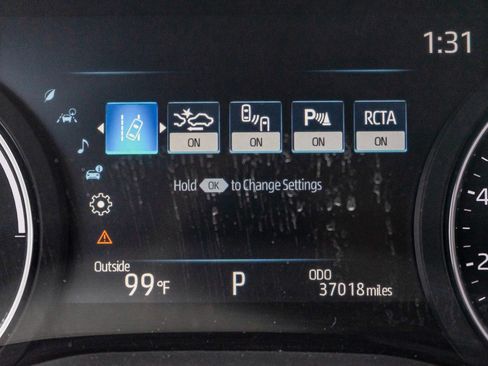 Certified 2022 Toyota Sienna Limited FWD image 26