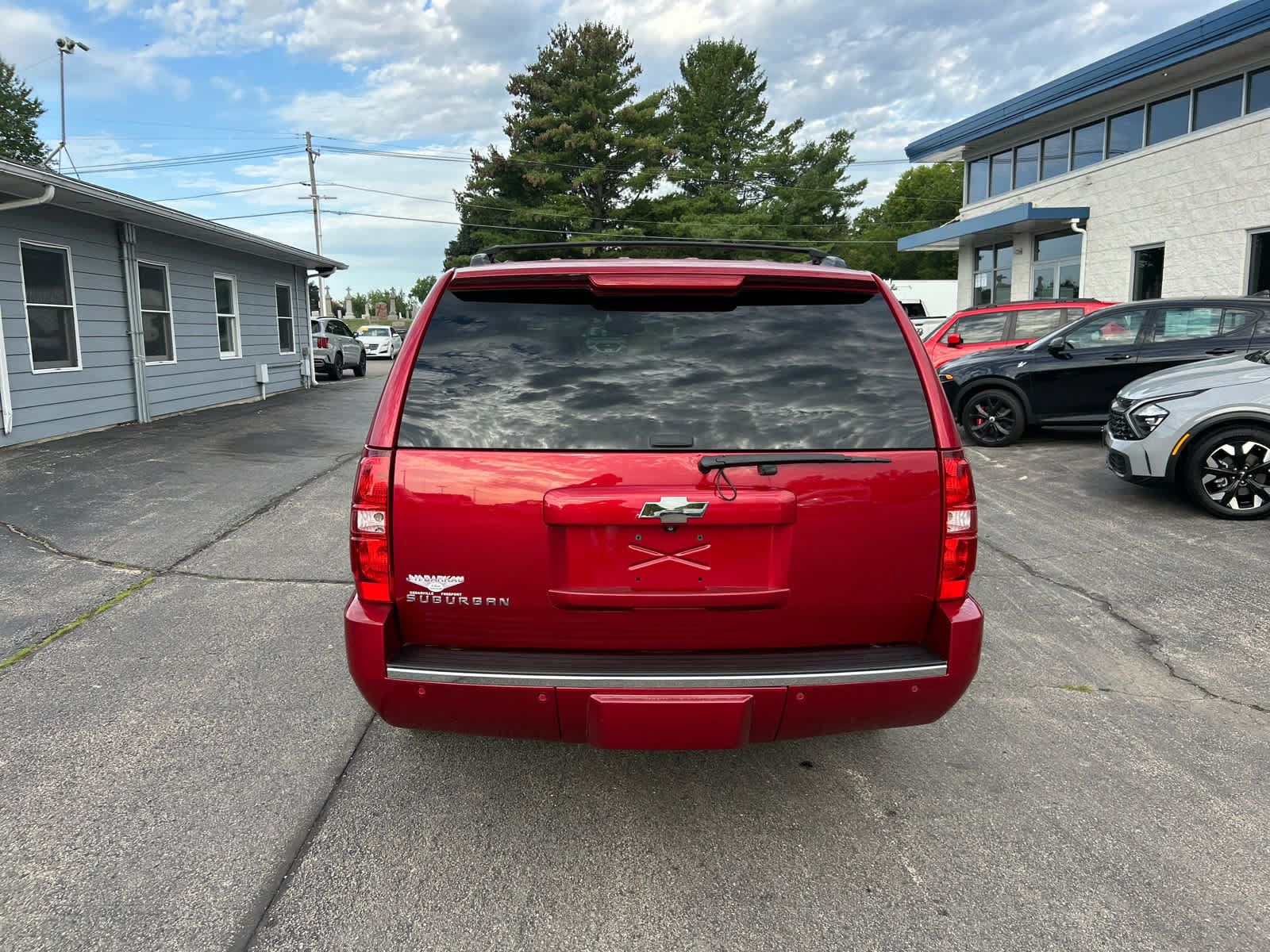 Used 2013 Chevrolet Suburban LTZ AWD/4WD image 6