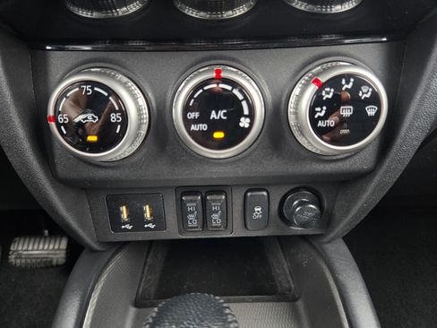 Used 2024 Mitsubishi Outlander Sport AWD image 29