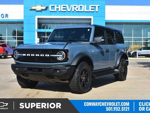 Used 2025 Ford Bronco Outer Banks AWD/4WD image 1