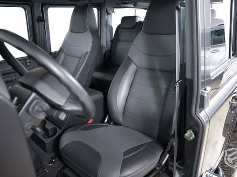 Used 1991 Land Rover Defender 110 image 20