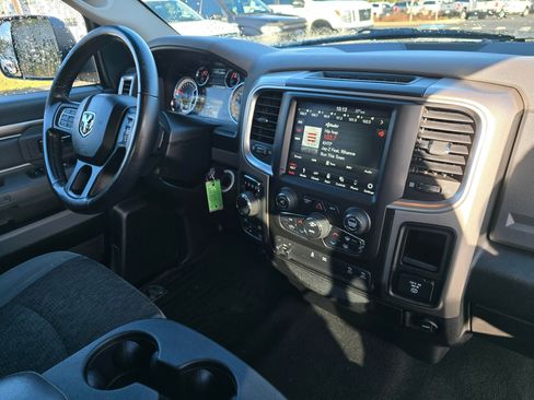 Used 2018 RAM 1500 Big Horn image 33