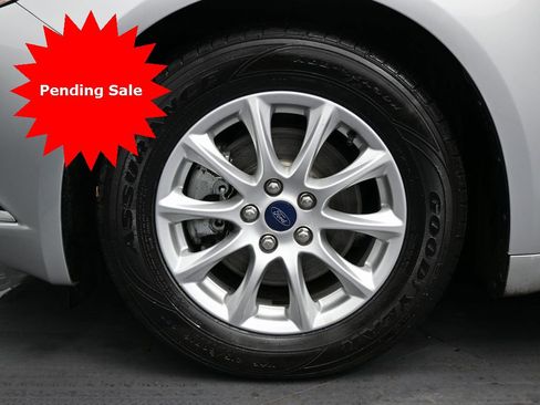 Used 2018 Ford Fusion S image 11