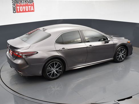 Used 2024 Toyota Camry SE image 19