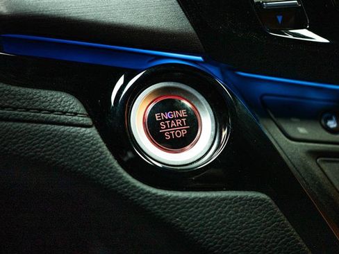 Used 2025 Honda Odyssey Touring image 19