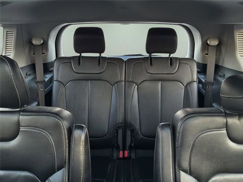 Used 2023 Jeep Grand Cherokee L Limited image 31