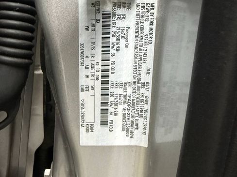 Used 2017 Ford Focus SE FWD image 29