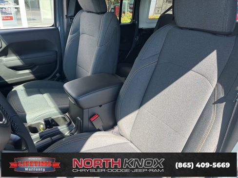 New 2025 Jeep Wrangler Unlimited Sport image 4