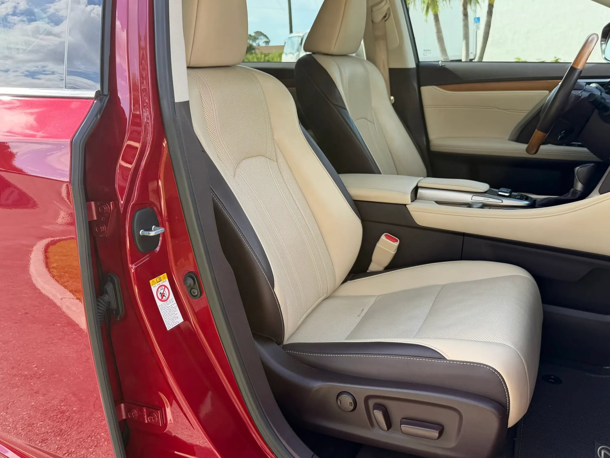 Used 2017 Lexus RX 350 FWD w/ Premium Package image 34