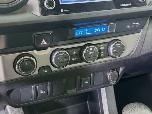 Used 2021 Toyota Tacoma SR w/ SX Package AWD/4WD image 14