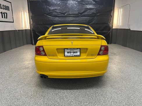 Used 2004 Pontiac GTO RWD image 5
