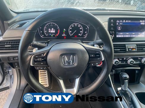 Used 2022 Honda Accord Sport image 15
