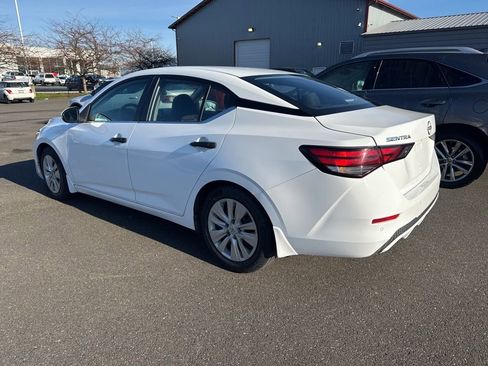 Used 2024 Nissan Sentra S image 2