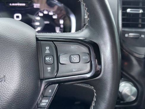 Used 2023 RAM 1500 Limited image 29