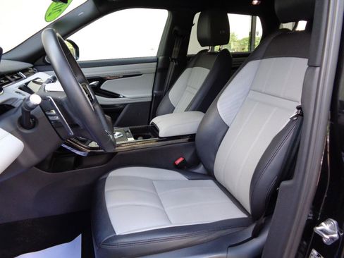 Used 2022 Land Rover Range Rover Evoque R-Dynamic SE AWD/4WD image 9