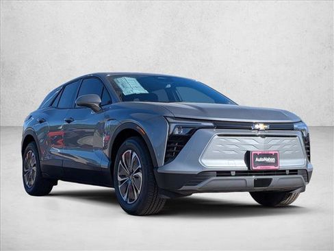 New 2026 Chevrolet Blazer EV LT image 3