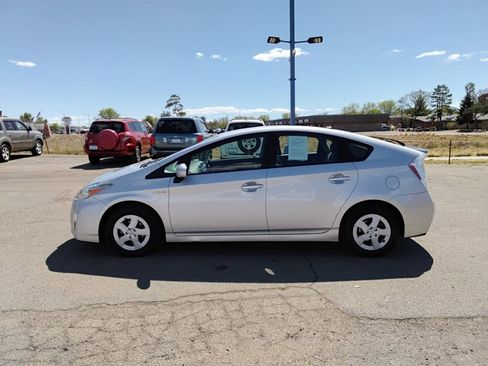 Used 2010 Toyota Prius Two image 8
