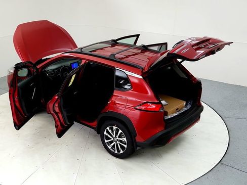 Certified 2023 Toyota Corolla Cross XLE w/ Convenience Package AWD/4WD image 25