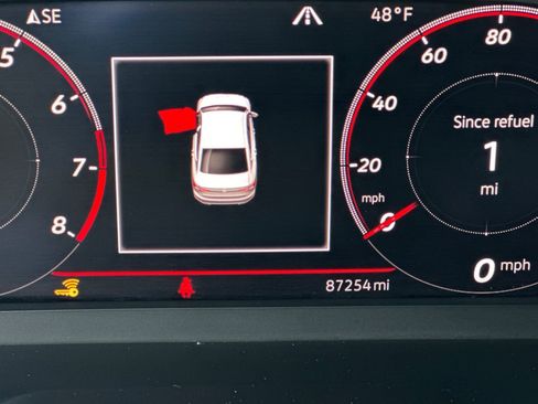 Used 2019 Volkswagen Jetta GLI Autobahn FWD image 25
