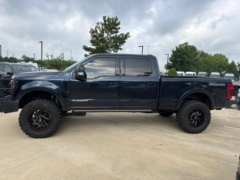Used 2022 Ford F250 Lariat w/ Tremor Off-Road Package AWD/4WD image 7