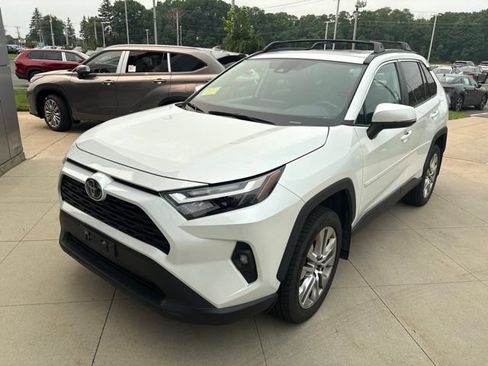 Used 2024 Toyota RAV4 XLE Premium FWD image 3
