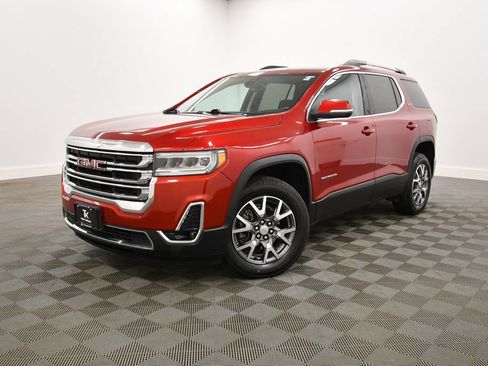 Used 2023 GMC Acadia SLT AWD/4WD image 2