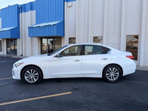 Used 2014 INFINITI Q50 Premium w/ Navigation Package image 4