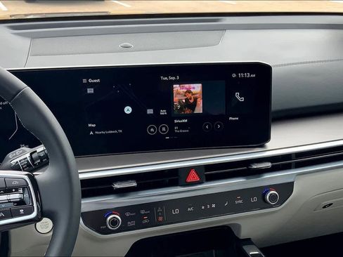 Certified 2024 Kia Sorento SX image 6