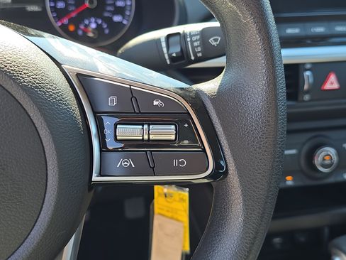 Certified 2024 Kia Forte LXS w/ LXS Technology Package image 29