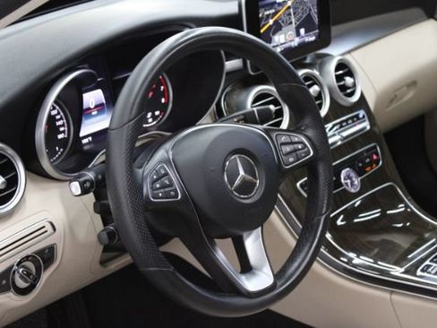Used 2016 Mercedes-Benz C 300 4MATIC Sedan image 14