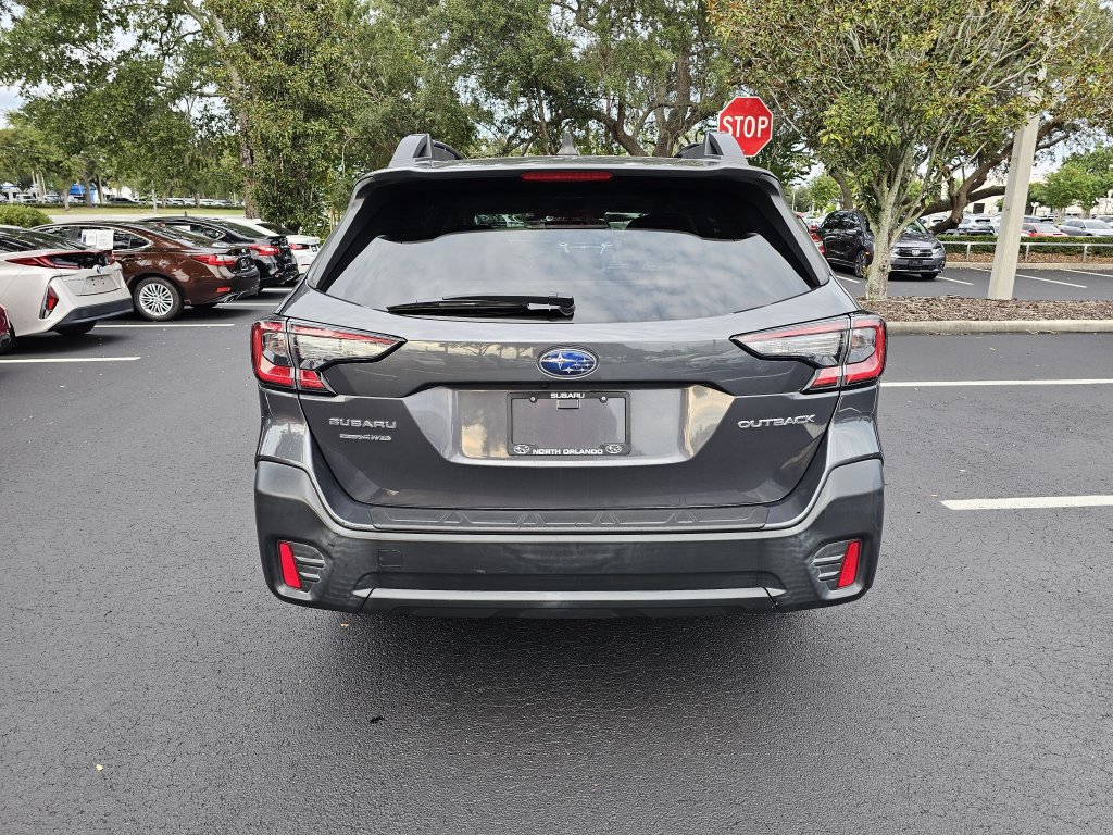 Used 2022 Subaru Outback Premium AWD/4WD image 4