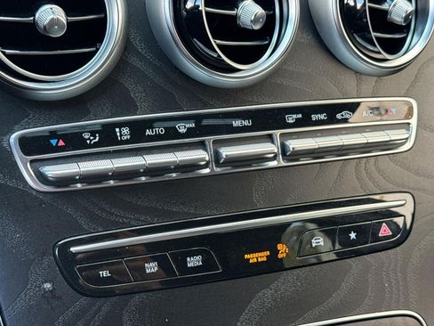 Used 2023 Mercedes-Benz GLC 300 4MATIC Coupe image 18