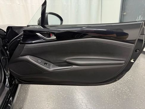 Used 2026 MAZDA MX-5 Miata RF Grand Touring RWD image 9
