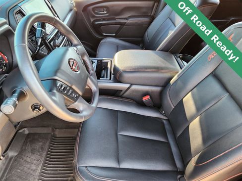 Used 2024 Nissan Titan PRO-4X w/ Pro-4x Convenience Package image 14