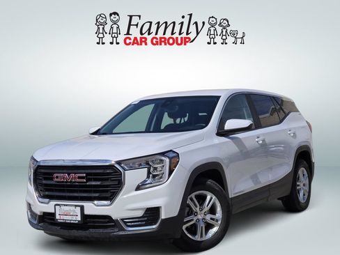 Used 2022 GMC Terrain SLE FWD image 1