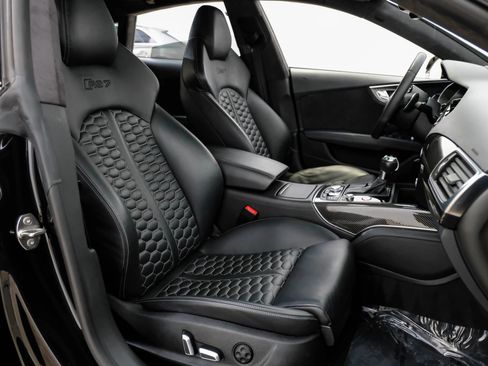 Used 2016 Audi RS 7 Prestige image 28
