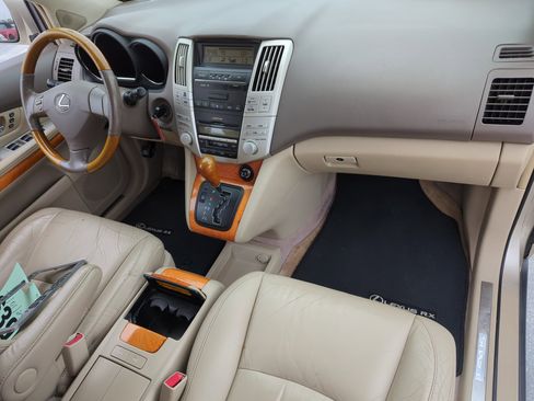 Used 2005 Lexus RX 330 image 24