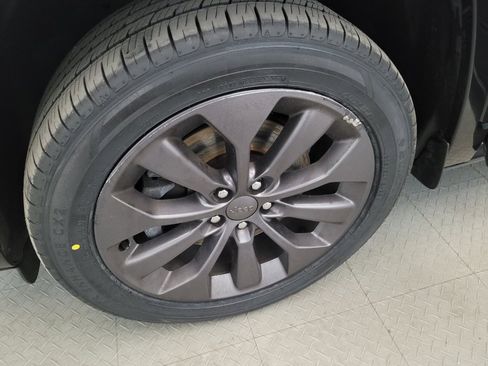 Used 2020 Jeep Cherokee High Altitude AWD/4WD image 31