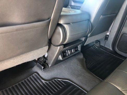 Used 2019 Chevrolet Silverado 1500 LT w/ All-Star Edition image 20