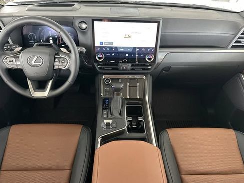 New 2026 Lexus GX 550 AWD/4WD image 11