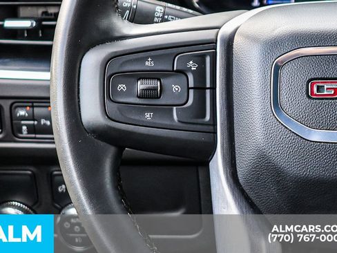 Used 2024 GMC Yukon SLT RWD image 35