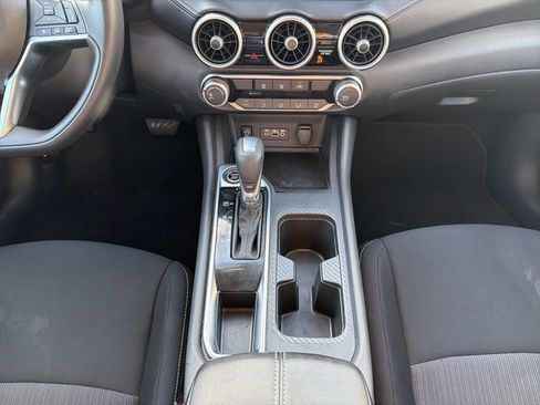 Used 2024 Nissan Sentra SV FWD image 26