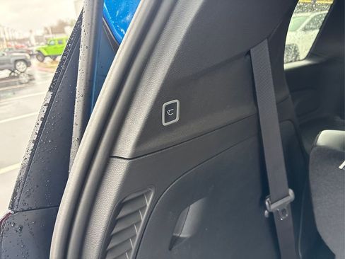 New 2026 Chrysler Pacifica Select image 21