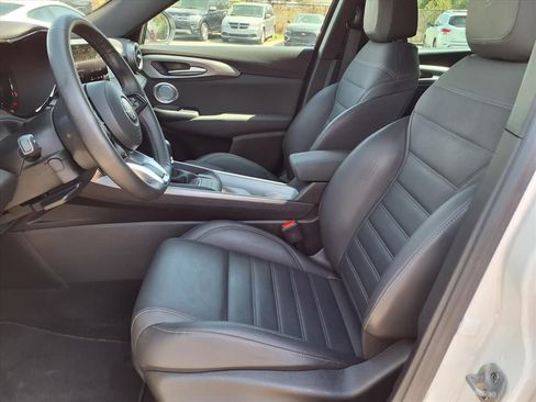 Used 2024 Alfa Romeo Tonale Ti image 29