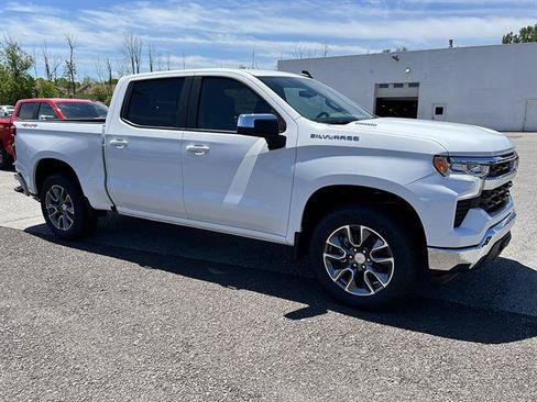 New 2026 Chevrolet Silverado 1500 LT w/ Leather Package AWD/4WD image 8