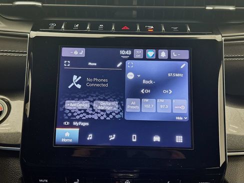 Used 2023 Jeep Grand Cherokee L Laredo AWD/4WD image 14