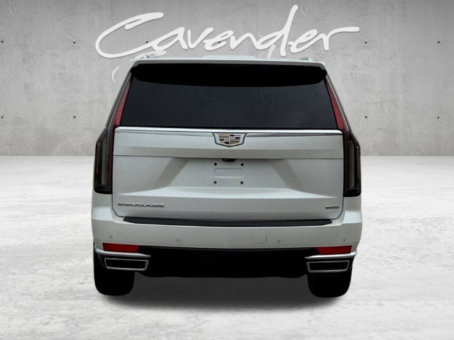 Used 2023 Cadillac Escalade Premium Luxury w/ LPO, Illumination Package RWD image 15