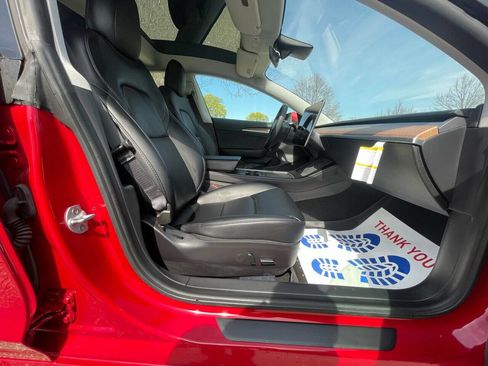 Used 2021 Tesla Model 3 Standard Range Plus image 27